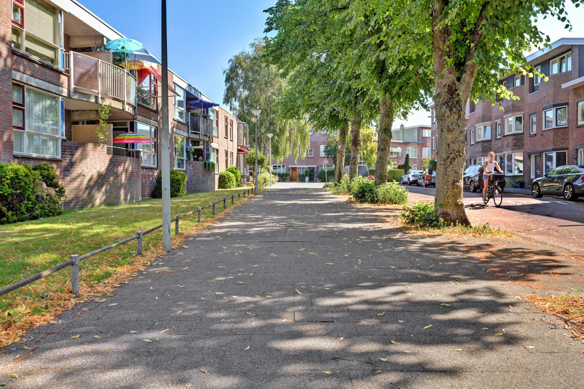 Tussenwoning te koop: Klaverstraat 22, 'S-Gravenhage
