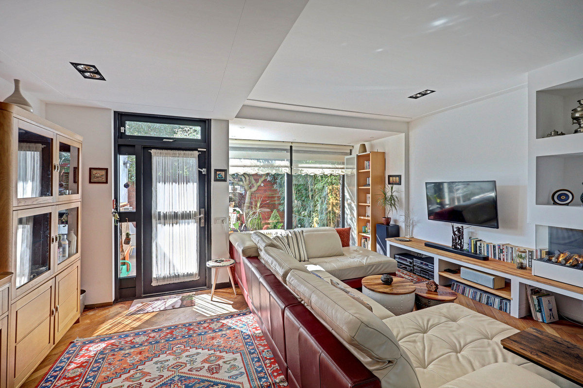 Tussenwoning te koop: Klaverstraat 22, 'S-Gravenhage