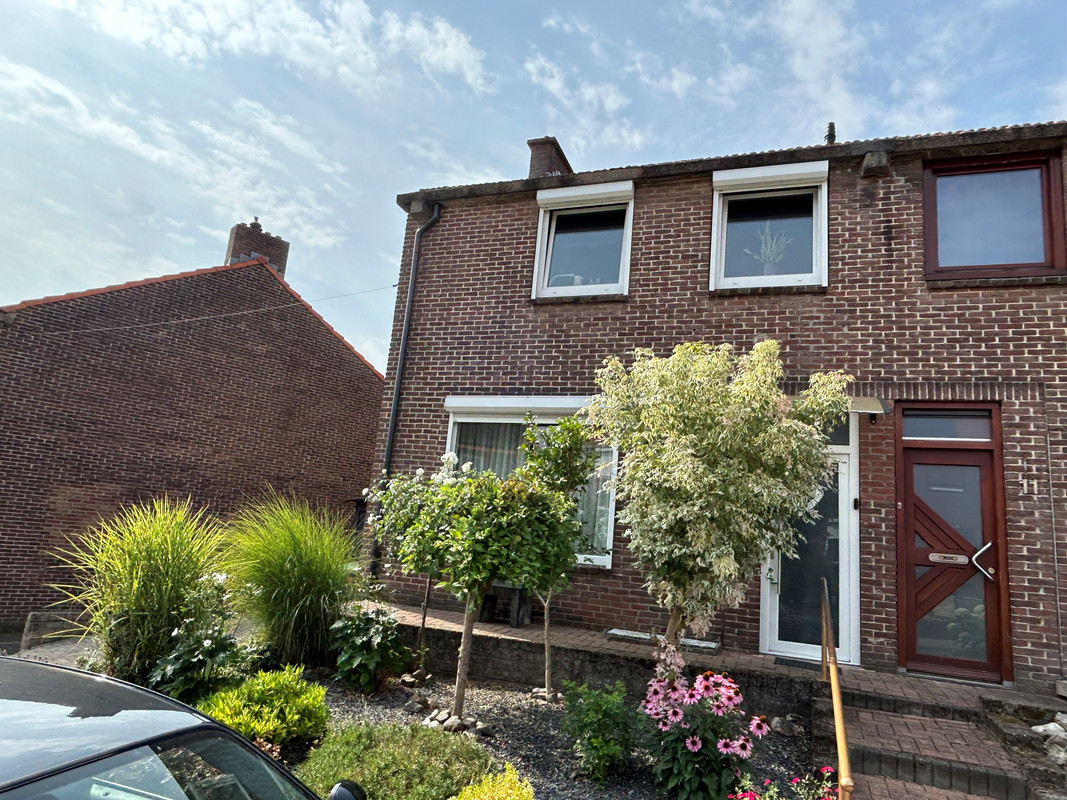 Hoekwoning te koop: Bergstraat 9, Hoensbroek