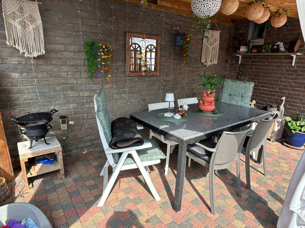 Hoekwoning te koop: Bergstraat 9, Hoensbroek