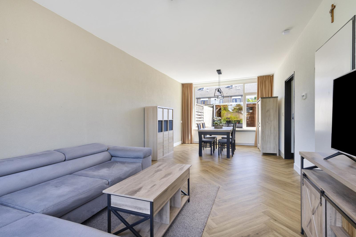 Hoekwoning te koop: Heidehof 98, Made