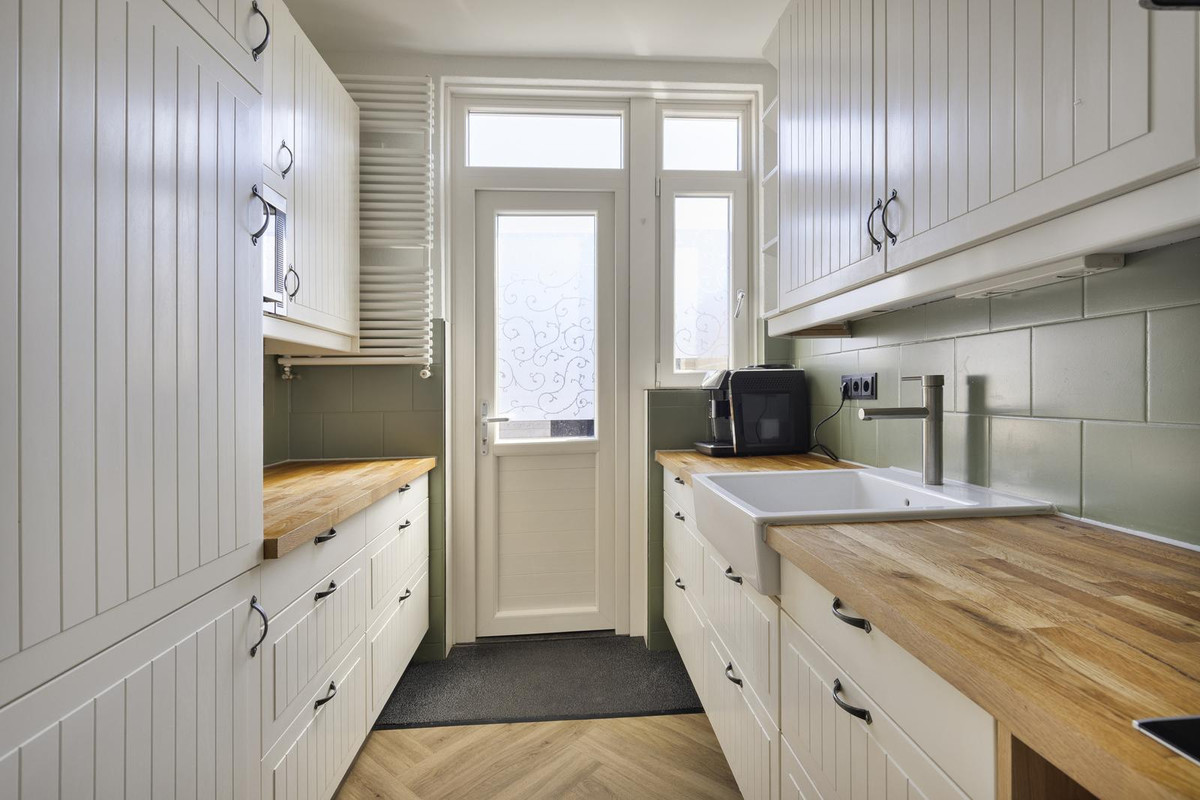 Hoekwoning te koop: Heidehof 98, Made