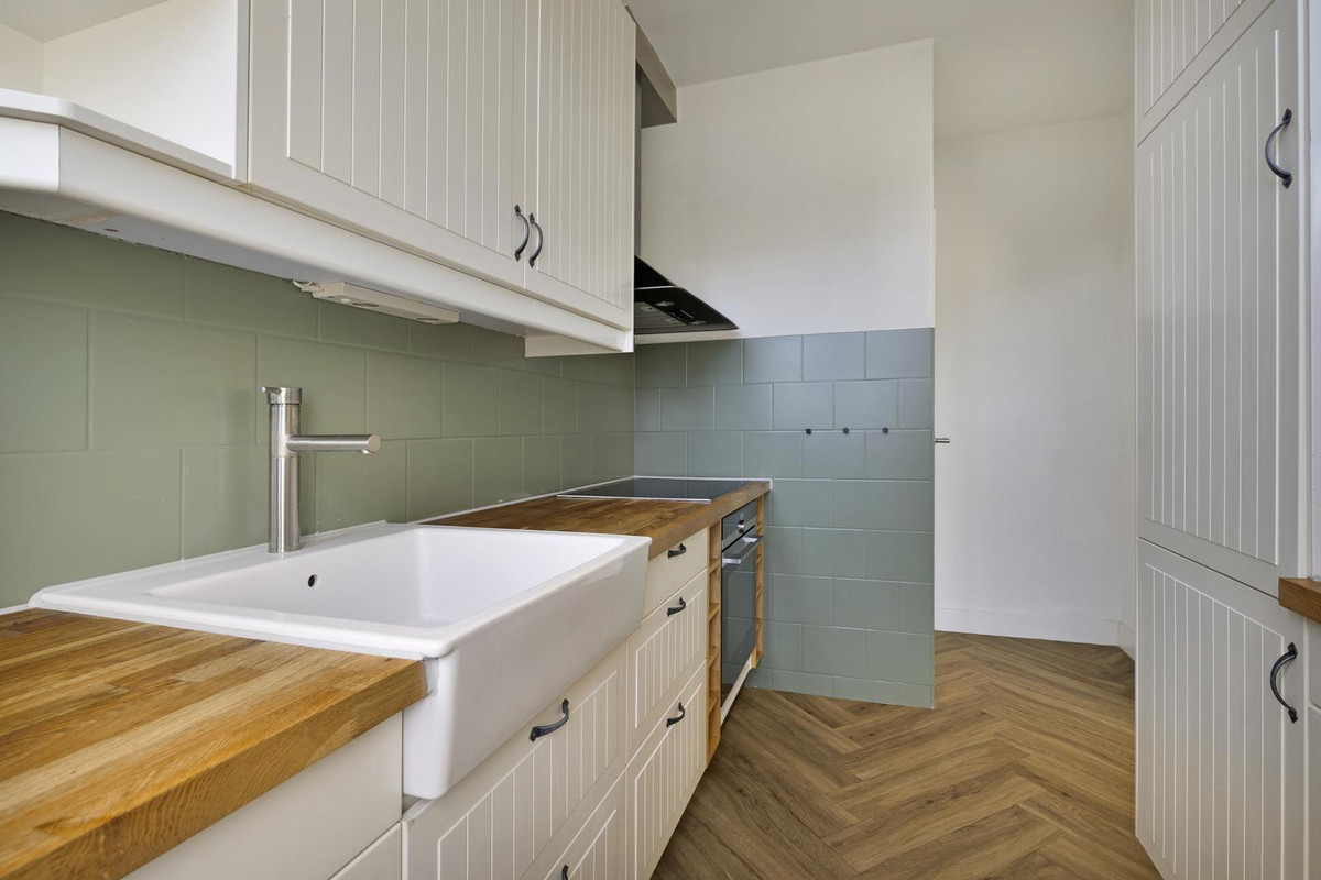 Hoekwoning te koop: Heidehof 98, Made