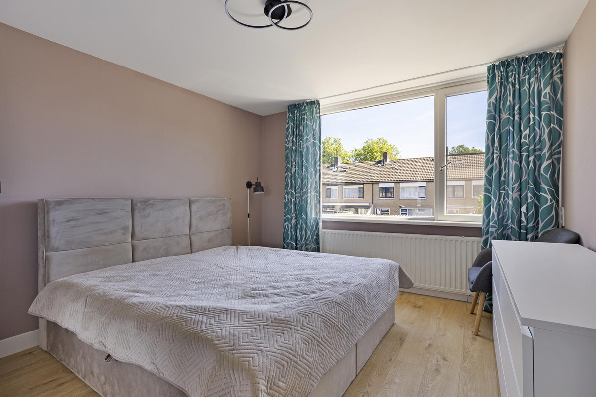 Hoekwoning te koop: Heidehof 98, Made