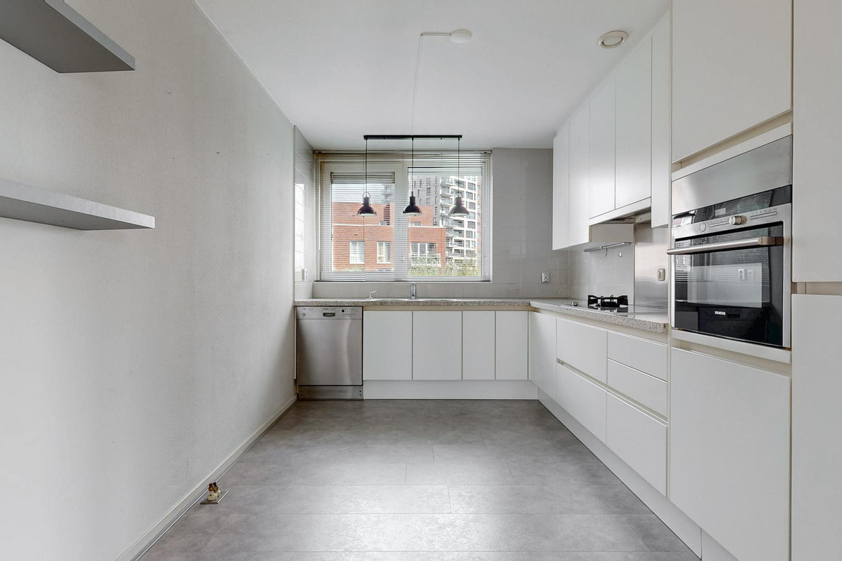 Appartement te koop: Kanaalweg 154, Leiden