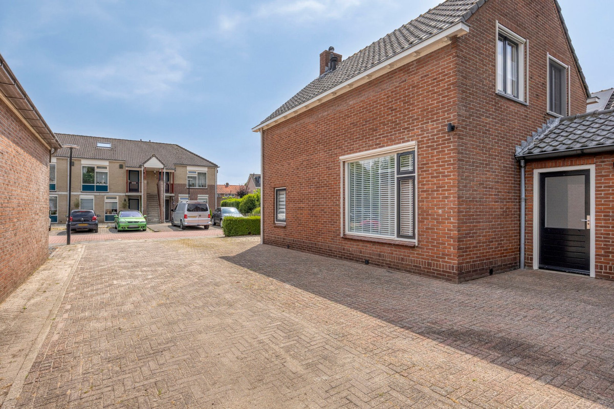 Vrijstaande woning te koop: Nicolaas Hooijkaasstraat 11, Zuilichem