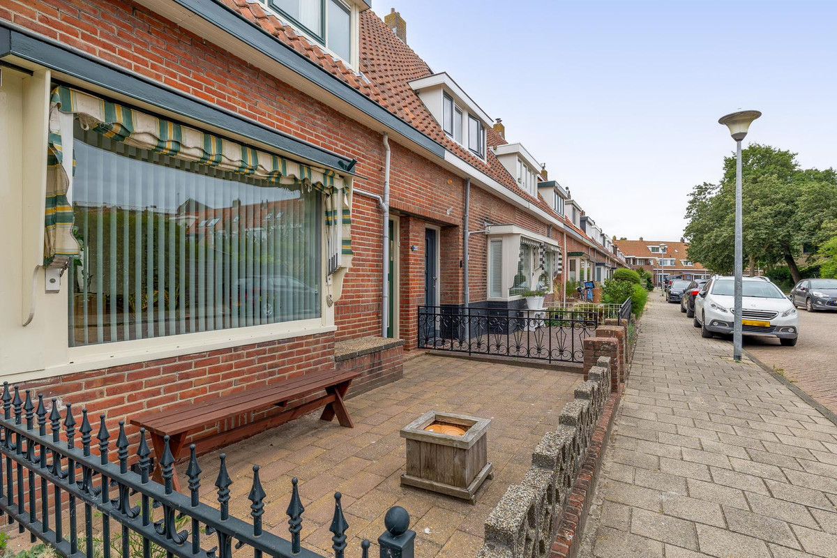 Tussenwoning te koop: Sperwerstraat 5, Den Helder