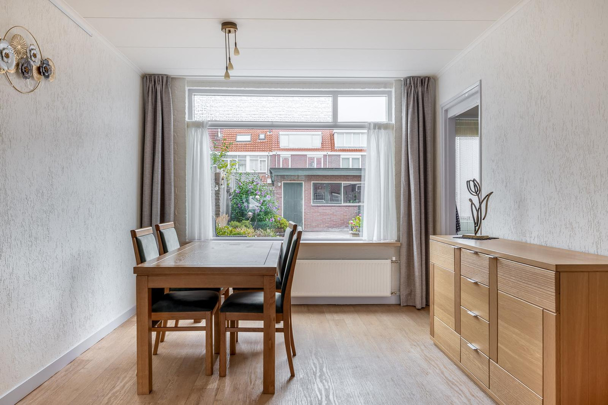 Tussenwoning te koop: Sperwerstraat 5, Den Helder