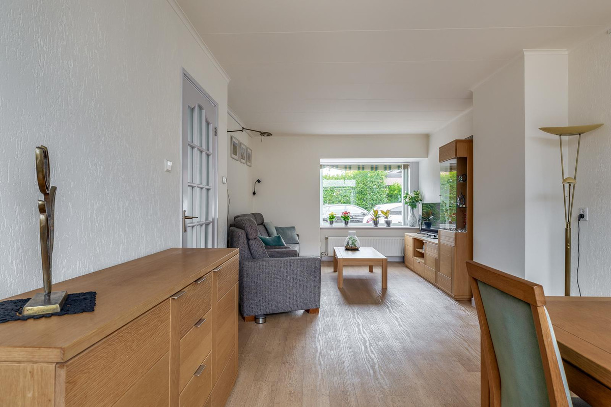 Tussenwoning te koop: Sperwerstraat 5, Den Helder