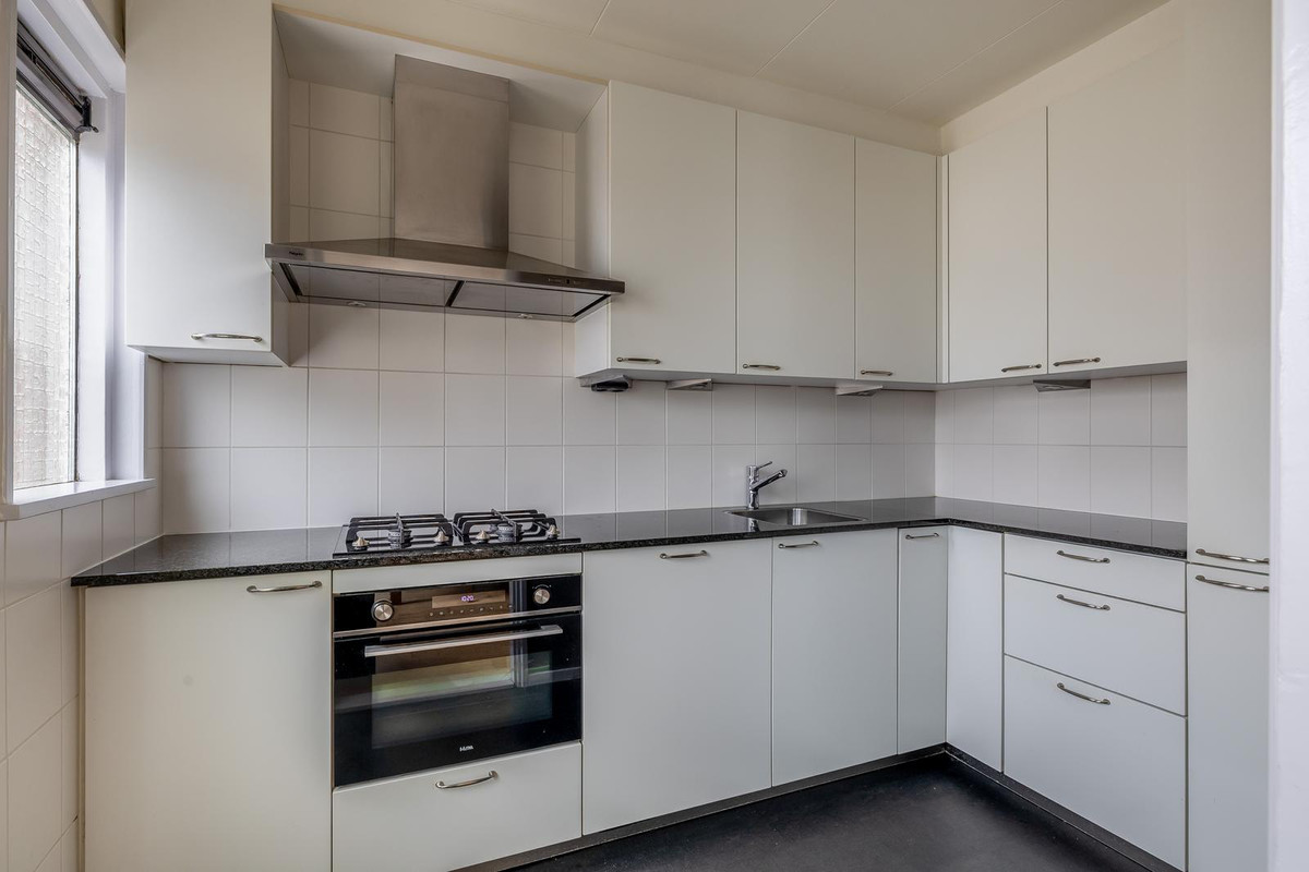 Tussenwoning te koop: Sperwerstraat 5, Den Helder