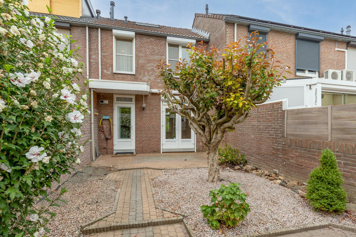 Tussenwoning te koop: Bramertweg 32, Urmond
