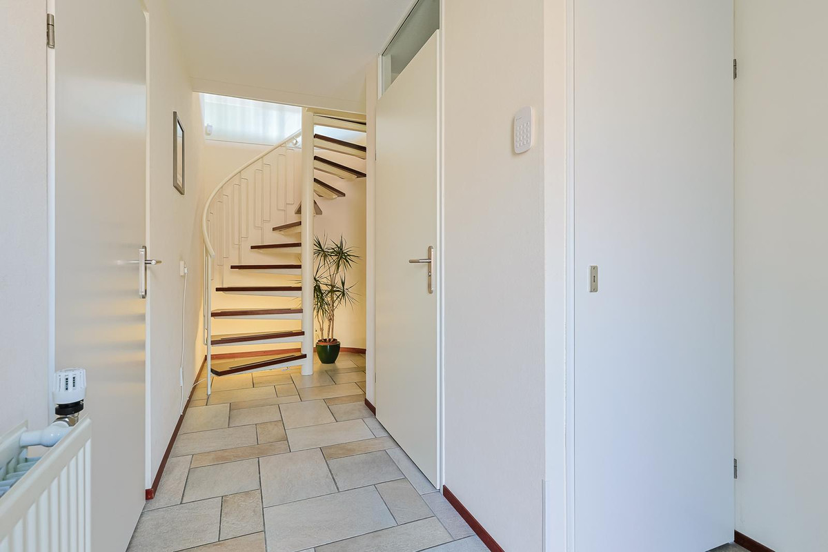 Tussenwoning te koop: Varossieaupalet 7, Alphen Aan Den Rijn