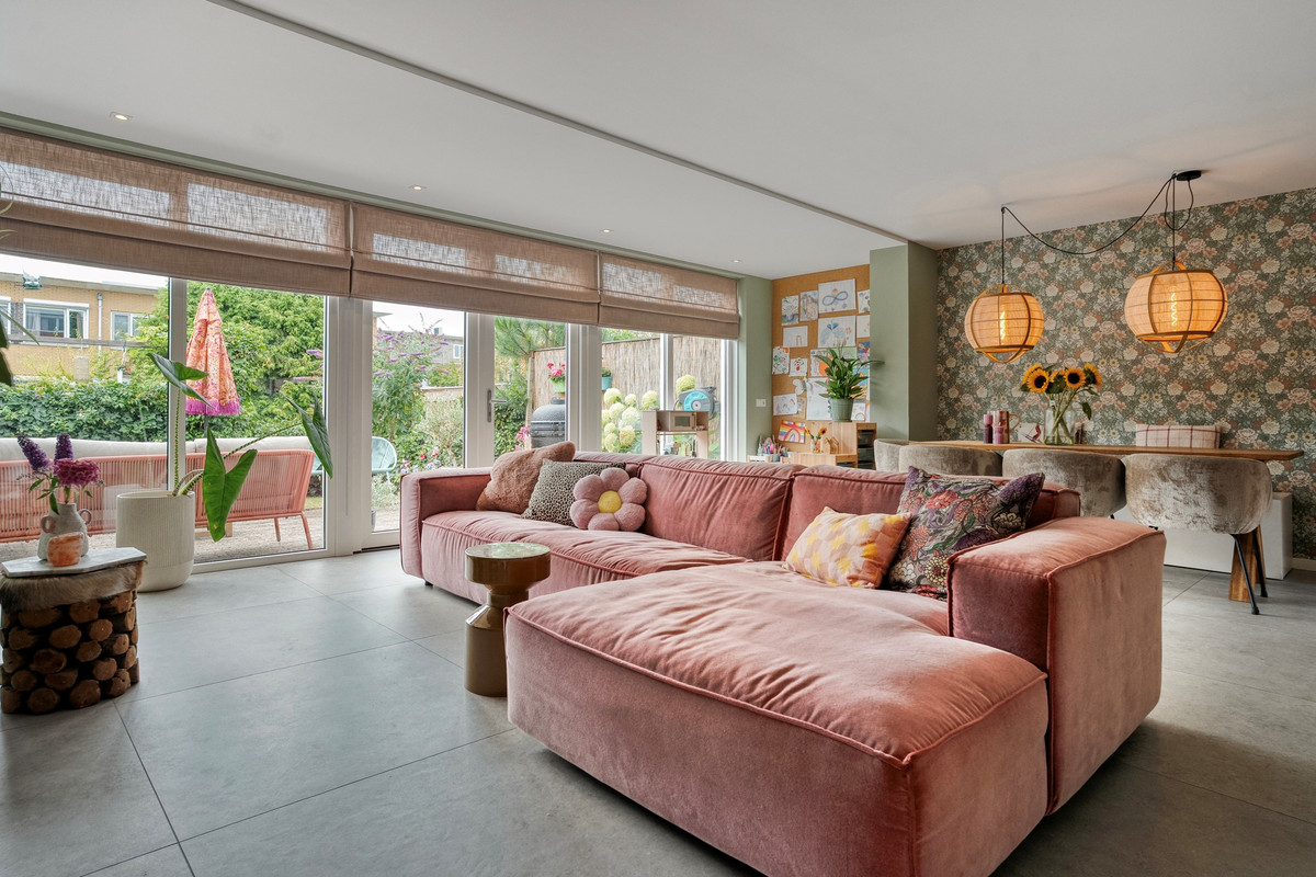 Tussenwoning te koop: Zomertalinghof 22, Zwolle