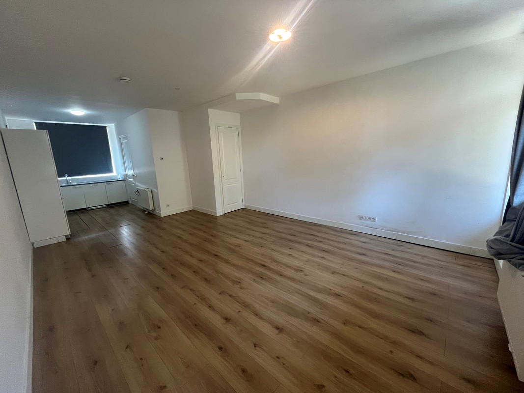 Tussenwoning te huur: Meekrapstraat 6, Rotterdam