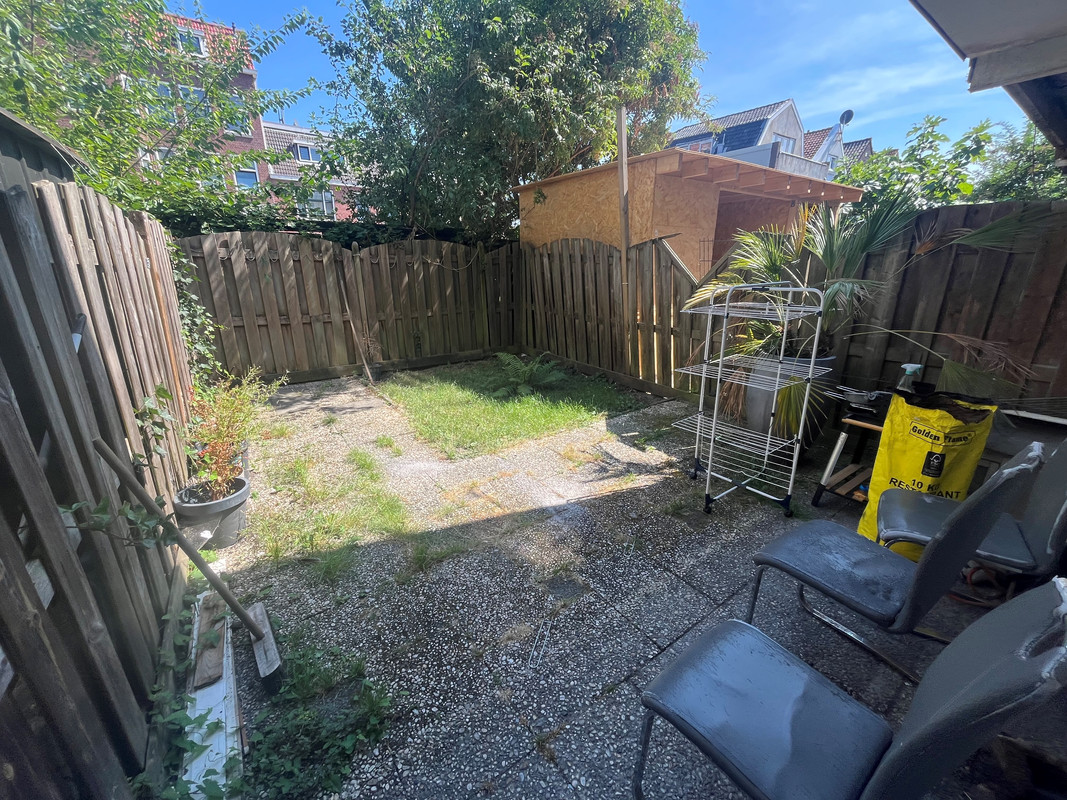 Tussenwoning te huur: Meekrapstraat 6, Rotterdam
