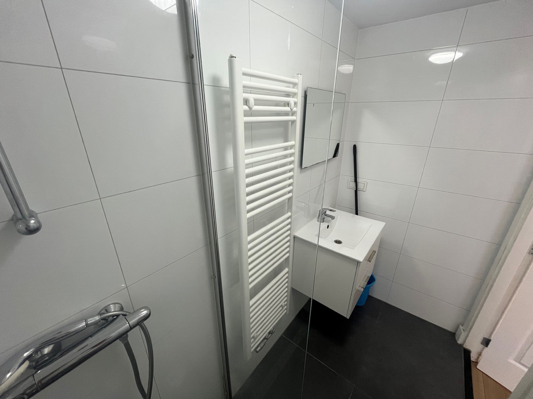 Tussenwoning te huur: Meekrapstraat 6, Rotterdam