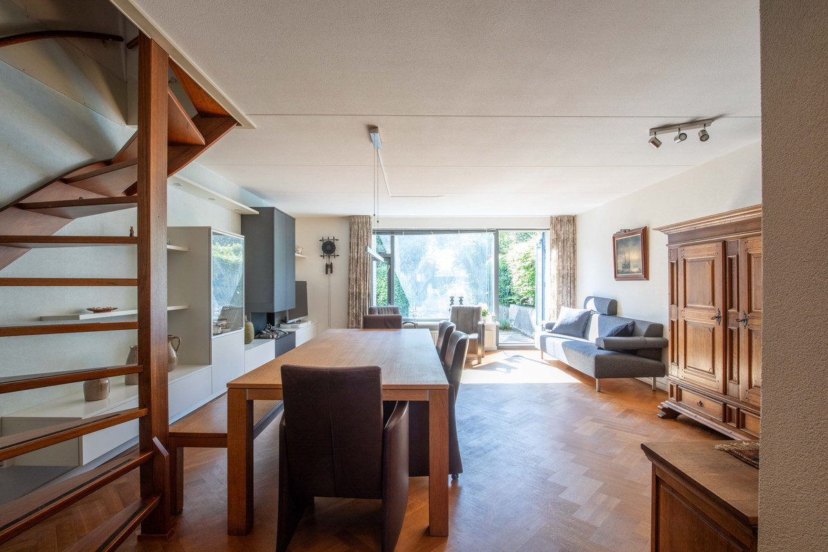 Tussenwoning te koop: Zeester 43, Katwijk (Zh)