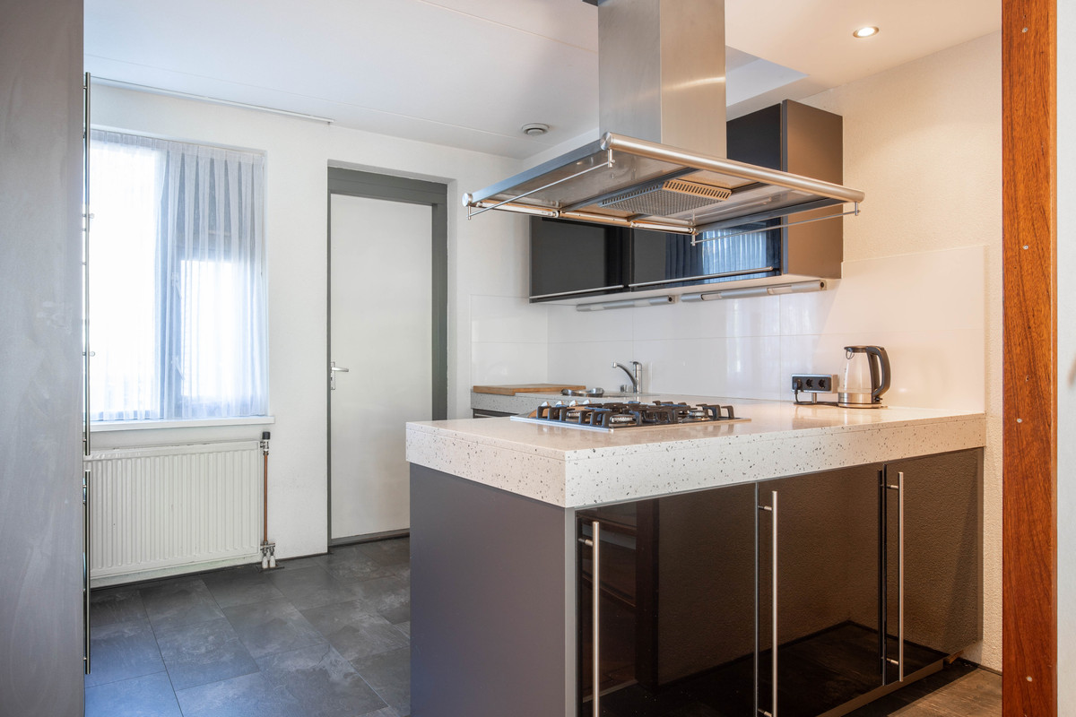 Tussenwoning te koop: Zeester 43, Katwijk (Zh)