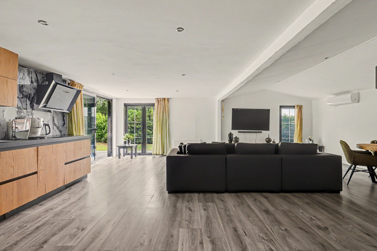 Vrijstaande woning te koop: Rijksstraatweg 186-458, Dordrecht