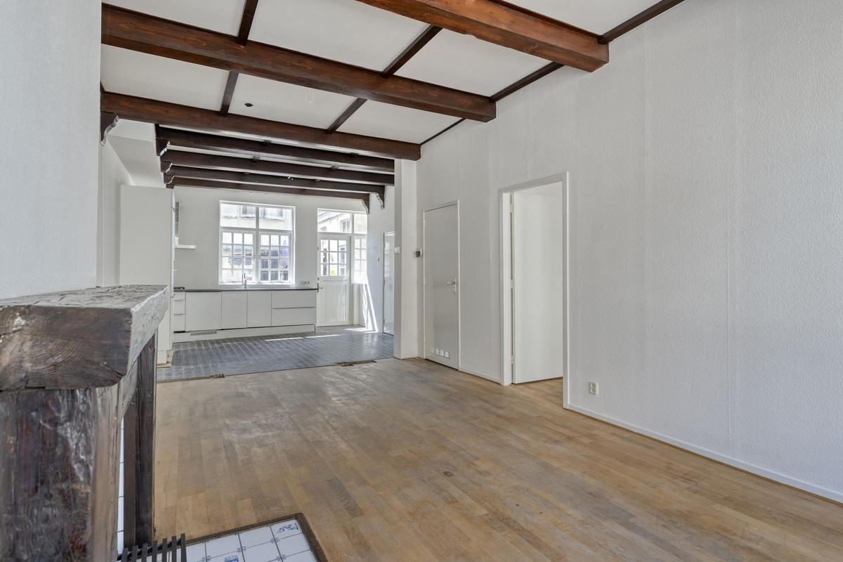 Appartement te koop: Hogewoerd 131A, Leiden