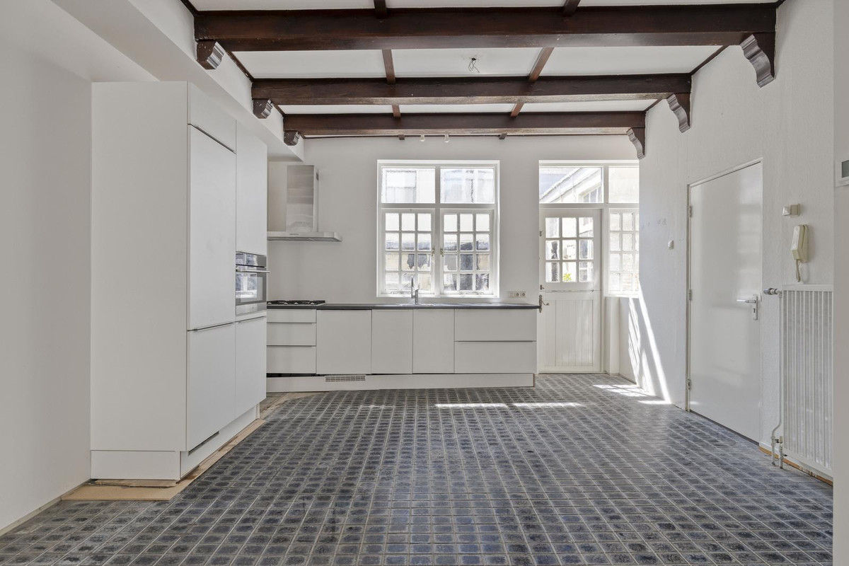 Appartement te koop: Hogewoerd 131A, Leiden