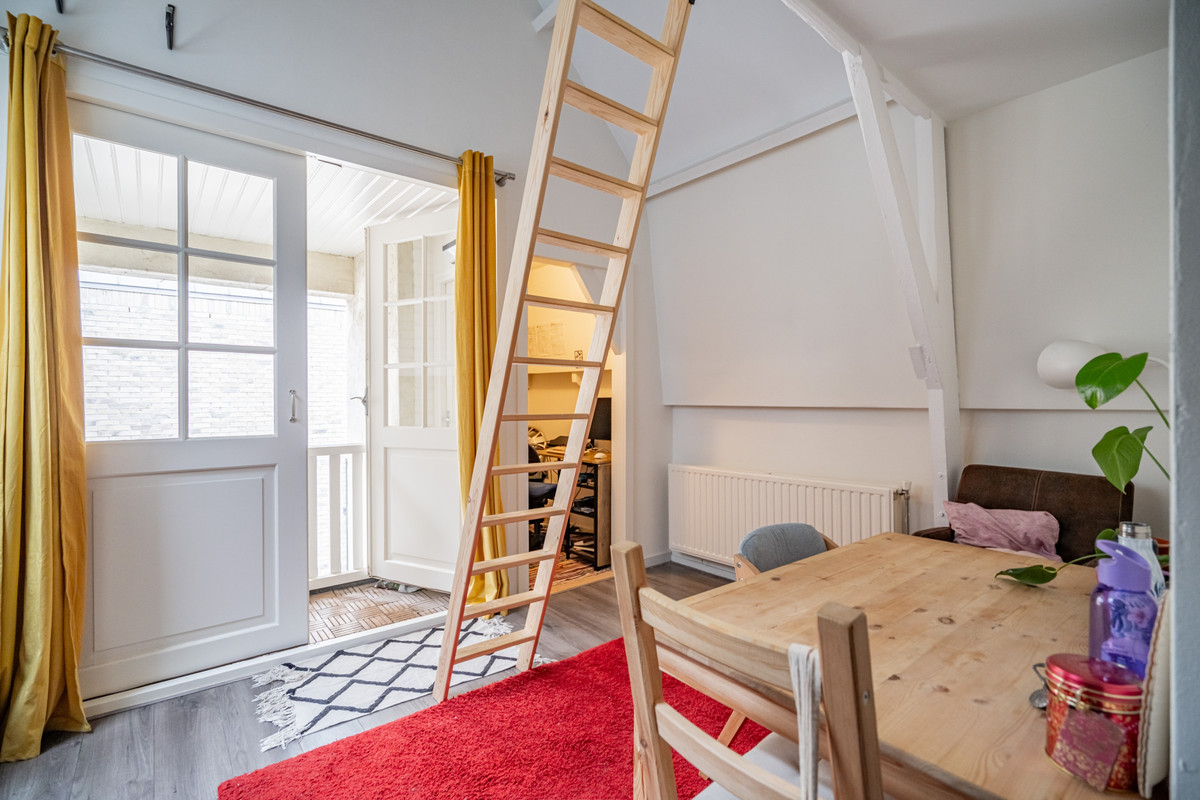 Studio te koop: Lange Scheistraat 4B, Leiden