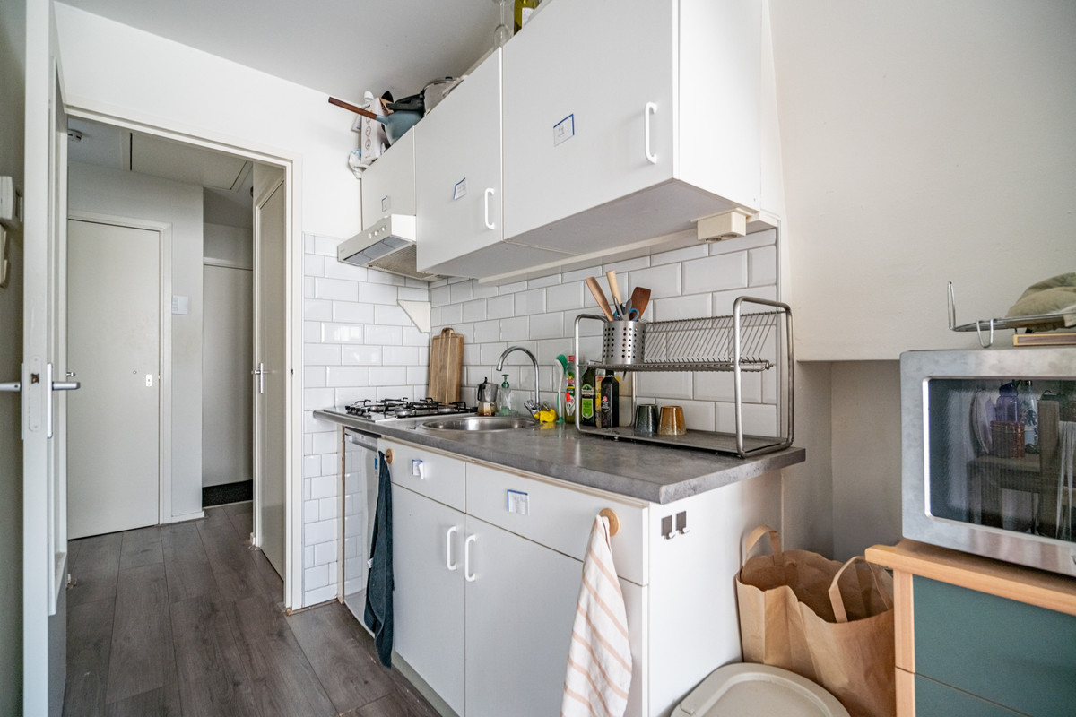 Studio te koop: Lange Scheistraat 4B, Leiden