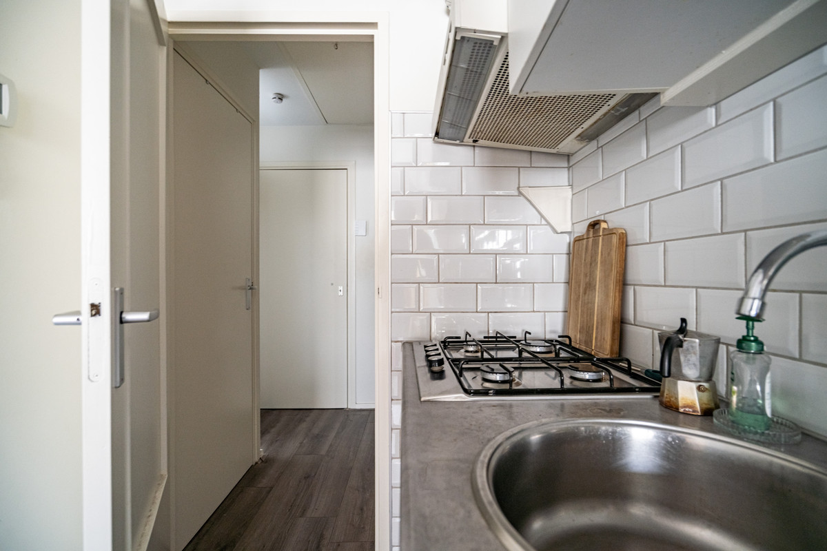 Studio te koop: Lange Scheistraat 4B, Leiden