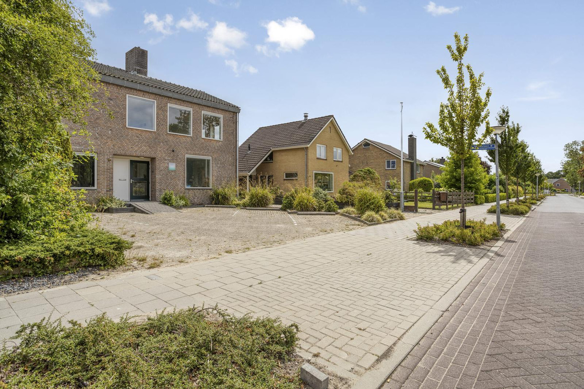 Hoekwoning te koop: Burg. Mijnlieffstraat 47, Anna Paulowna