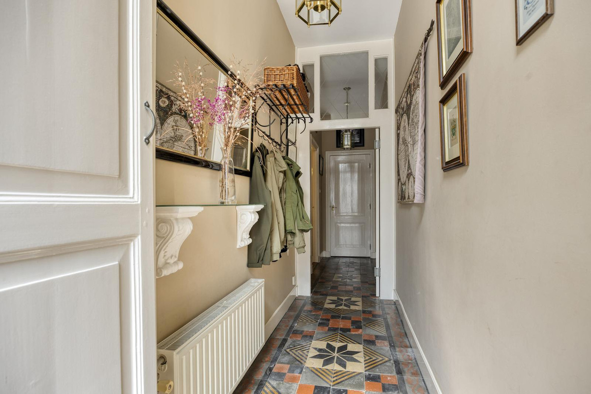 Tussenwoning te koop: Herenweg 20, Warmond