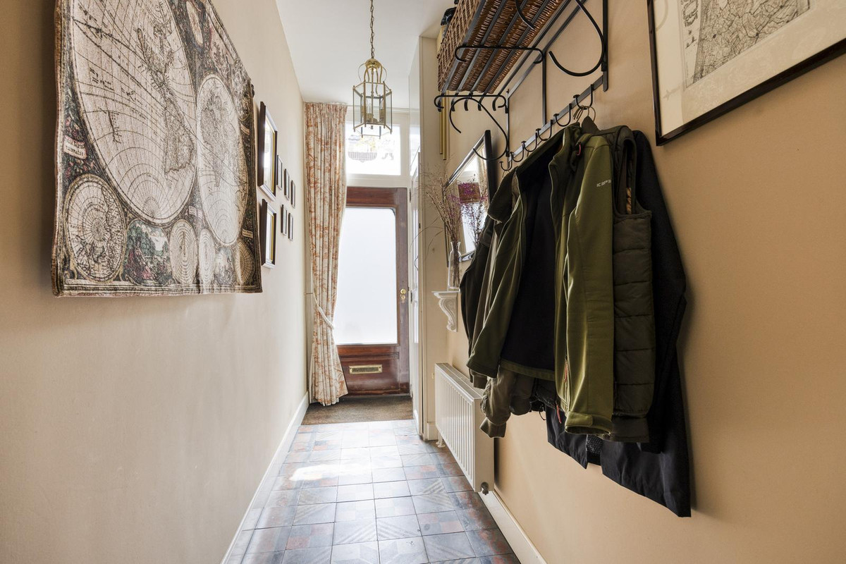 Tussenwoning te koop: Herenweg 20, Warmond