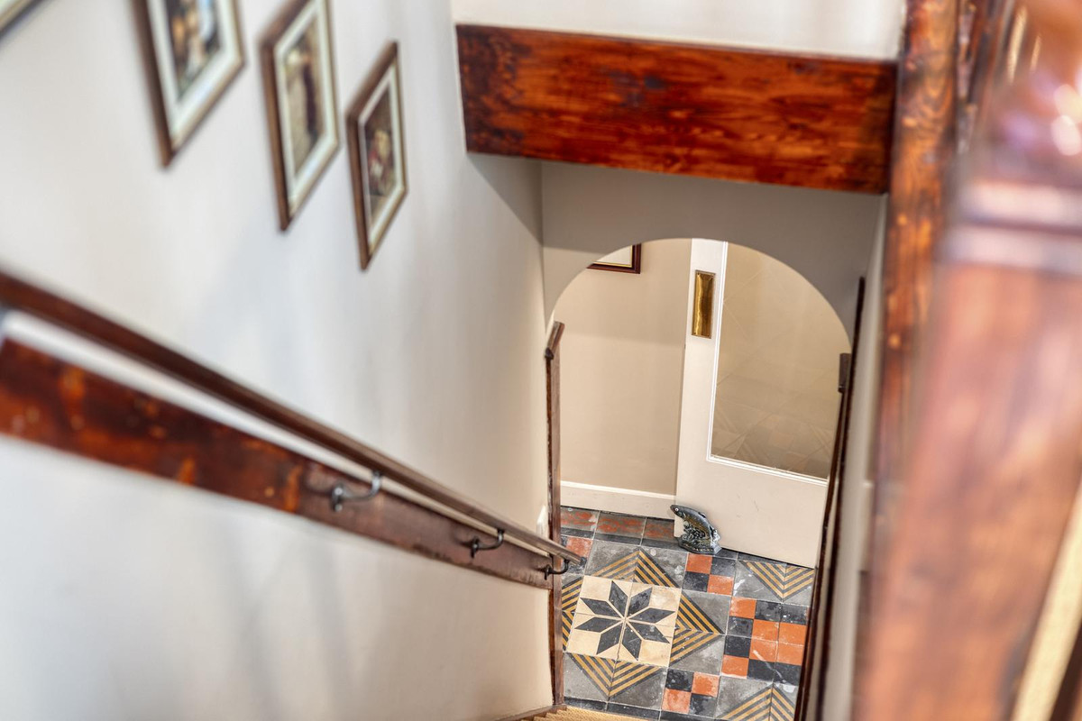 Tussenwoning te koop: Herenweg 20, Warmond