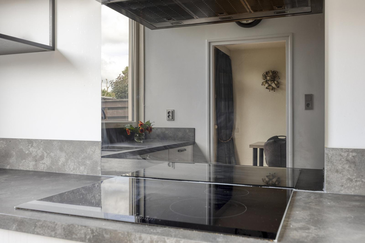 Tussenwoning te koop: Valkenhorst 13, Boskoop