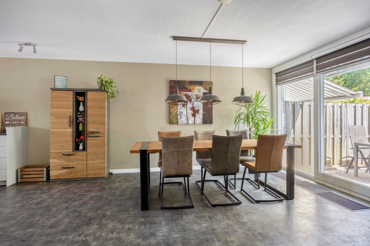 Tussenwoning te koop: Mevr.Mr. L. Ribbius Peletierstraat 18, Gorinchem