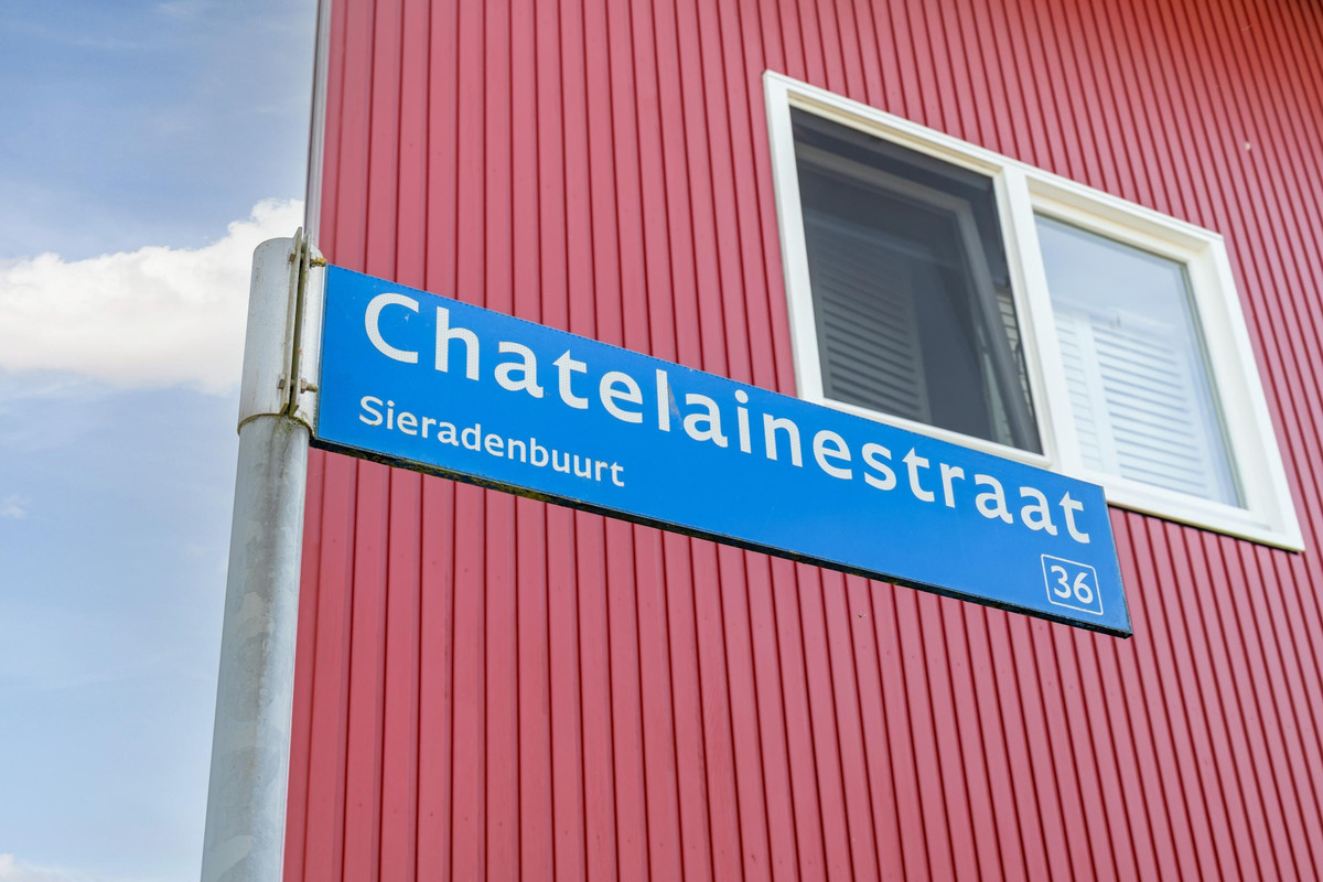 Tussenwoning te koop: Chatelainestraat 50, Almere