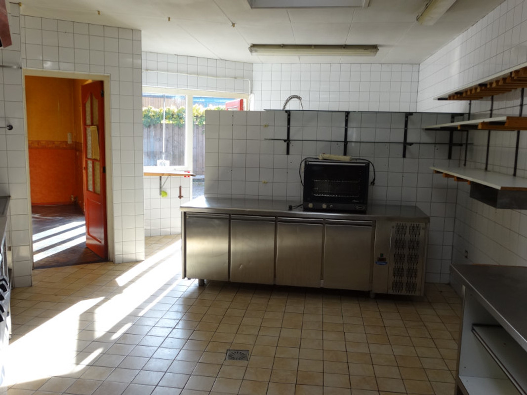 Vrijstaande woning te koop: Raadhuisstraat 2C, Hoogerheide