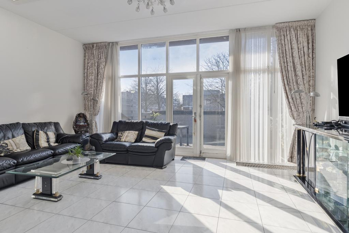 Tussenwoning te huur: Knokkestraat 22, Amsterdam
