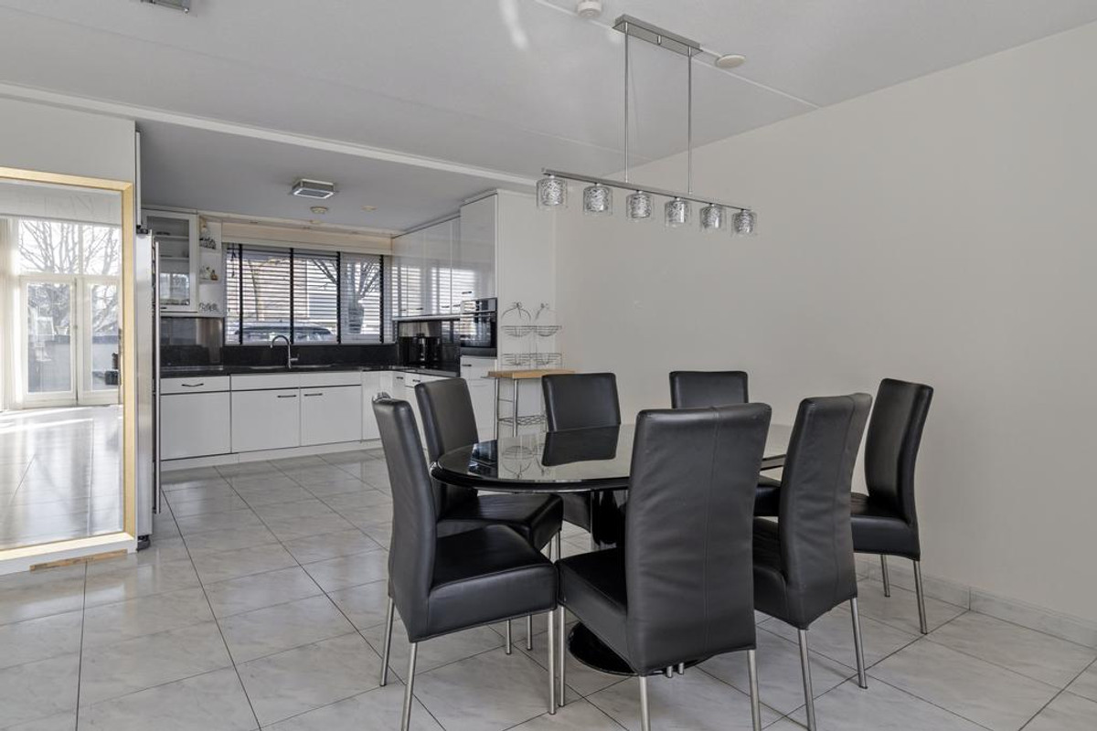 Tussenwoning te huur: Knokkestraat 22, Amsterdam