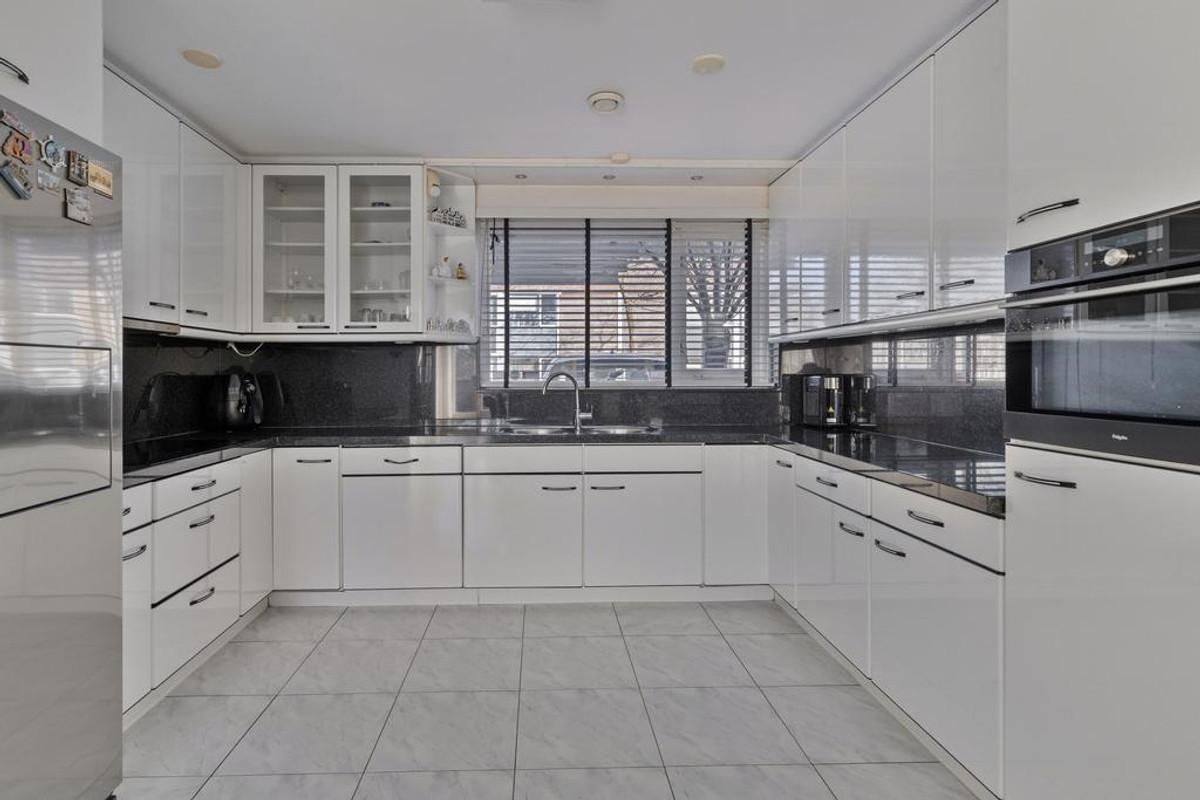 Tussenwoning te huur: Knokkestraat 22, Amsterdam