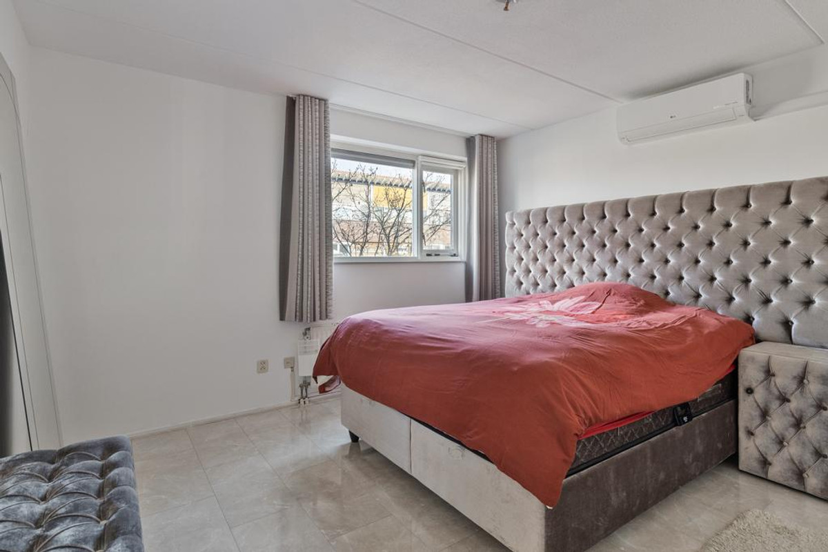 Tussenwoning te huur: Knokkestraat 22, Amsterdam