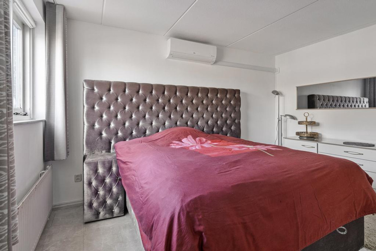 Tussenwoning te huur: Knokkestraat 22, Amsterdam