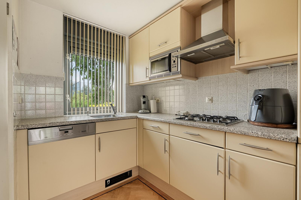 Hoekwoning te koop: Klarinetweg 67, Barendrecht