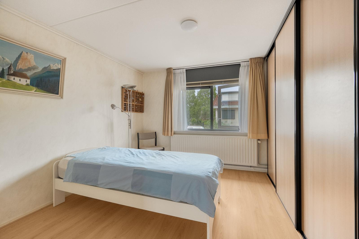 Hoekwoning te koop: Klarinetweg 67, Barendrecht