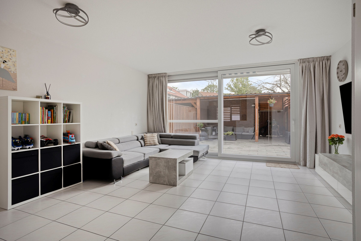 Tussenwoning te koop: Gravure 23, Capelle Aan Den Ijssel