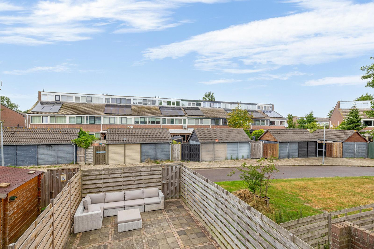 Tussenwoning te koop: Middelzand 3354, Julianadorp