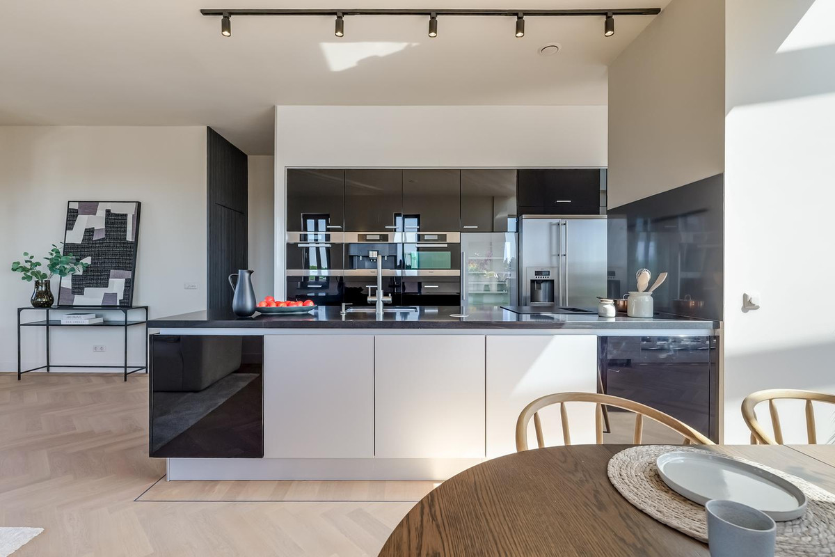 Appartement te koop: Stationsplein 35, Heiloo