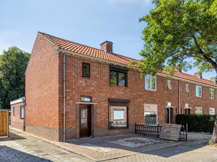 Nieuwstraat 32
