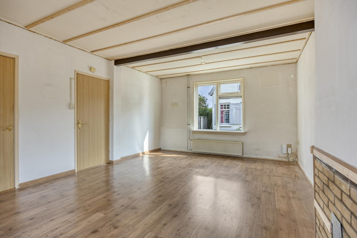 Tussenwoning te koop: Waalstraat 20, Krimpen Aan Den Ijssel