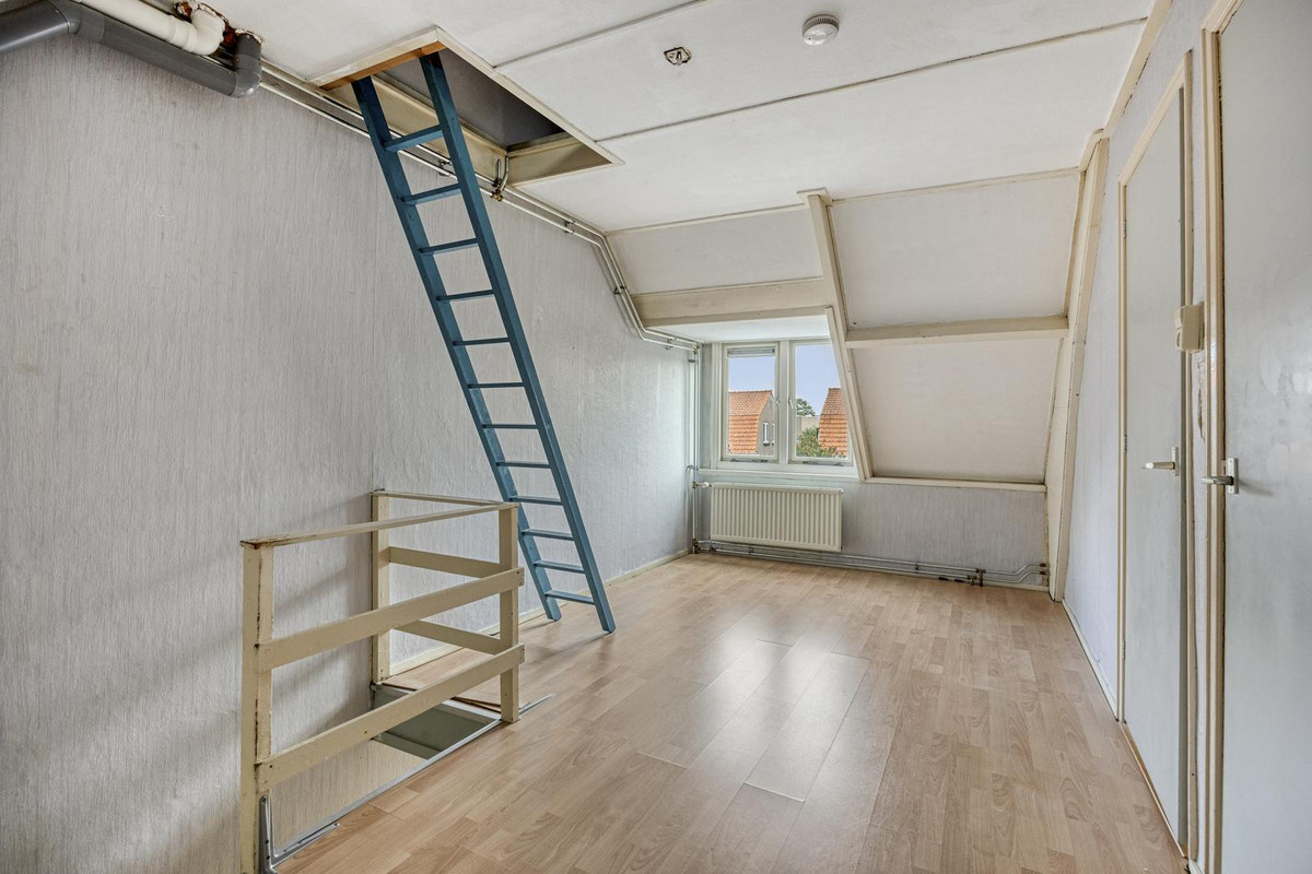 Tussenwoning te koop: Waalstraat 20, Krimpen Aan Den Ijssel