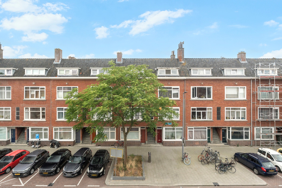 Appartement te koop: Bas Jungeriusstraat 82D, Rotterdam